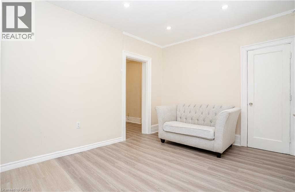 12 Wellington Street N Unit# 2, Kitchener, Ontario  N2H 5J4 - Photo 7 - 40841772