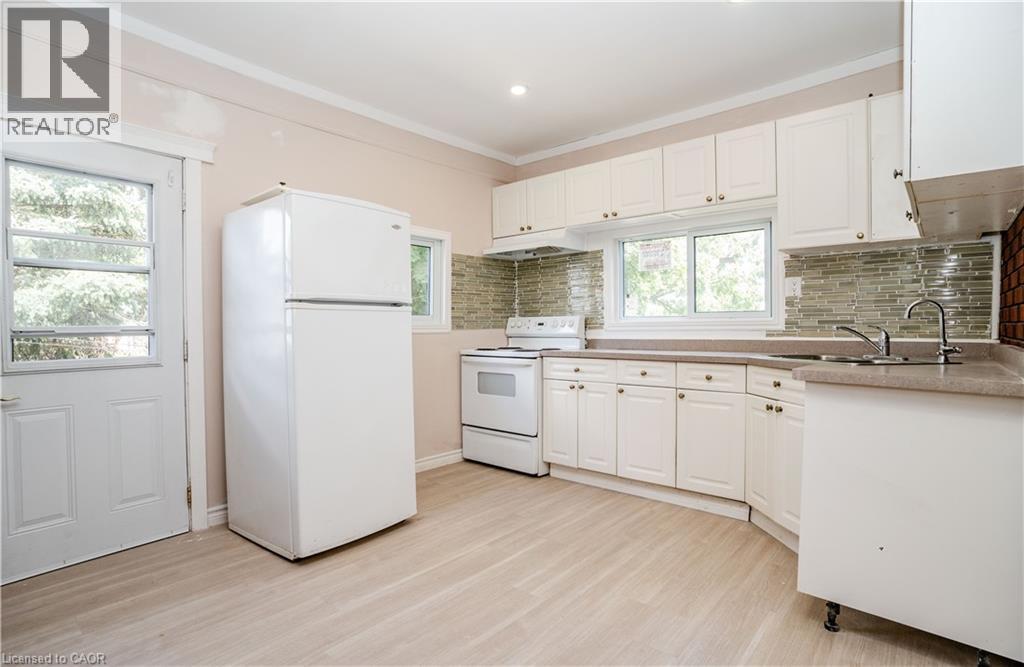 12 Wellington Street N Unit# 2, Kitchener, Ontario  N2H 5J4 - Photo 10 - 40841772