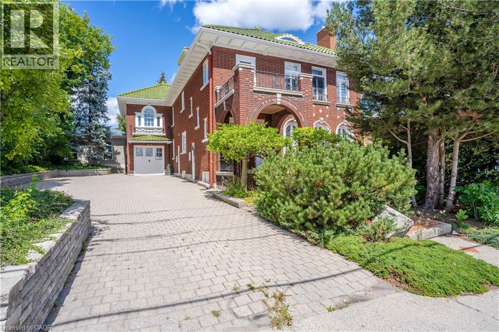 12 Wellington Street N Unit# 2, Kitchener, Ontario  N2H 5J4 - Photo 2 - 40841772