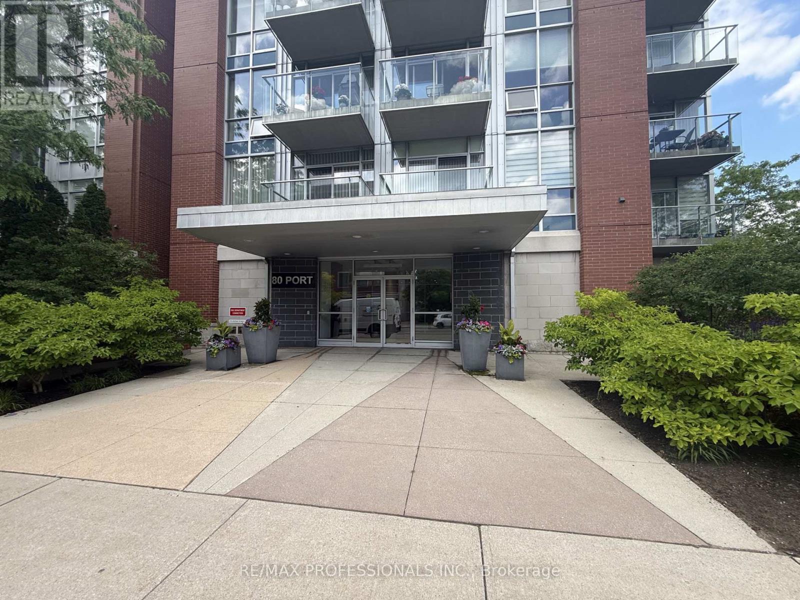 216 - 80 PORT STREET E, Mississauga, Ontario