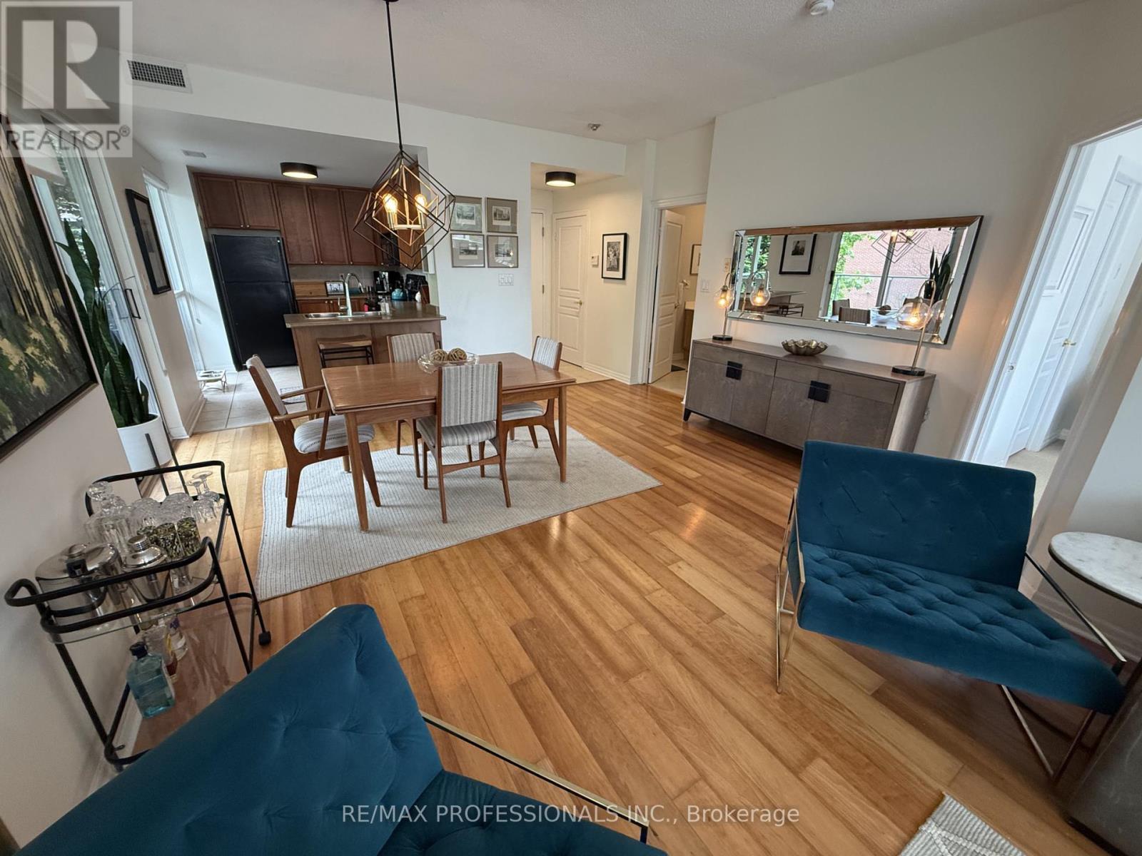 216 - 80 Port Street E, Mississauga, Ontario  L5G 4V6 - Photo 10 - W13477130