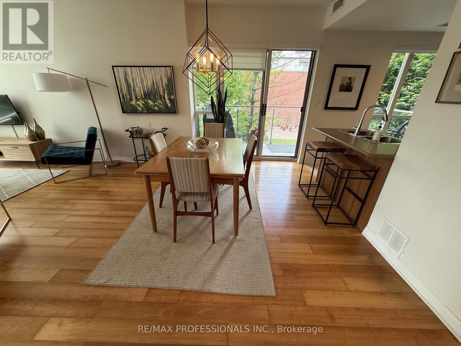 216 - 80 Port Street E, Mississauga, Ontario  L5G 4V6 - Photo 2 - W13477130