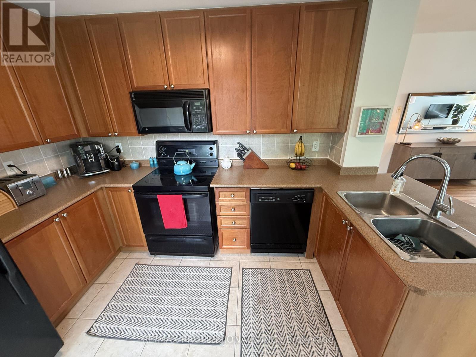 216 - 80 Port Street E, Mississauga, Ontario  L5G 4V6 - Photo 26 - W13477130