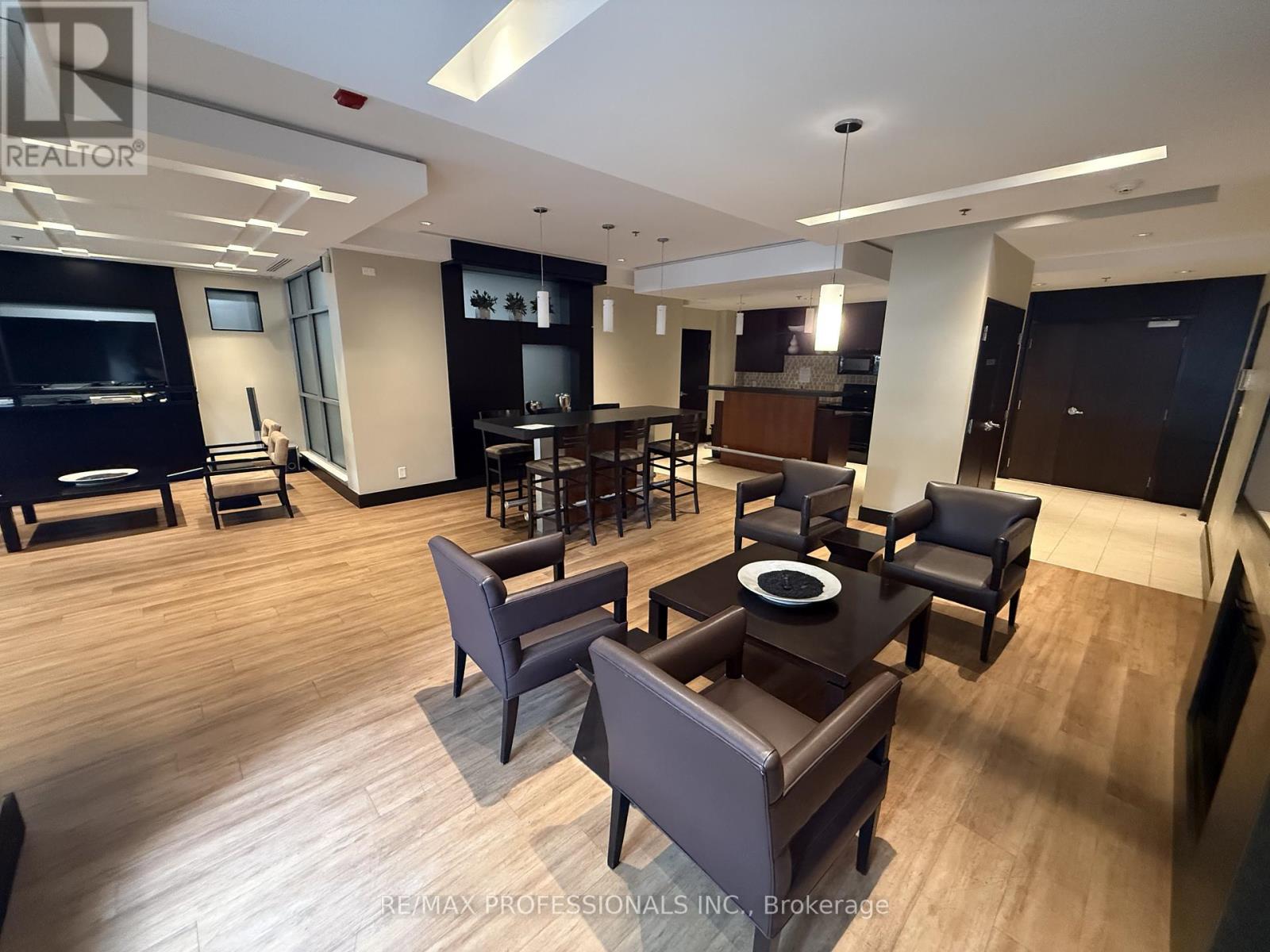 216 - 80 Port Street E, Mississauga, Ontario  L5G 4V6 - Photo 31 - W13477130