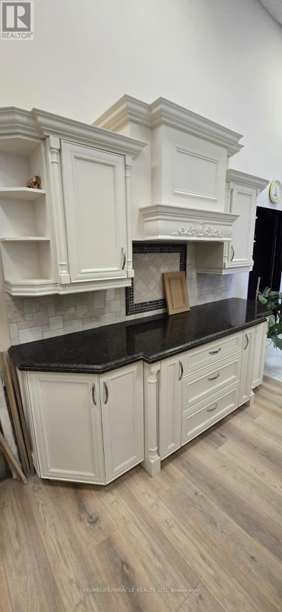 #5 - 3505 Laird Road, Mississauga, Ontario  L5L 5Y7 - Photo 5 - W13477132
