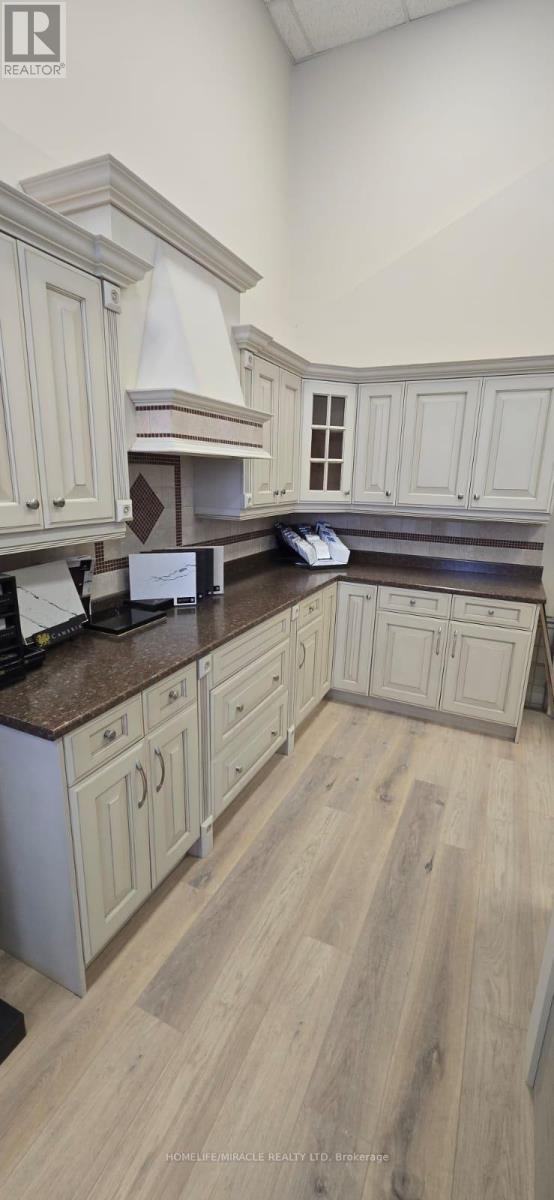 #5 - 3505 Laird Road, Mississauga, Ontario  L5L 5Y7 - Photo 6 - W13477132