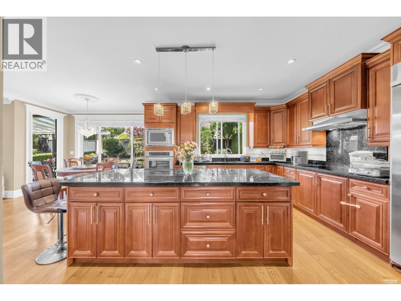 717 Shaw Avenue, Coquitlam, British Columbia  V3K 2R7 - Photo 15 - R3138754