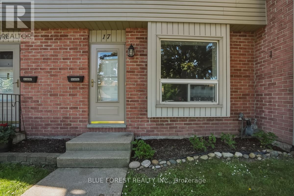 17 - 226 Highview Avenue W, London South, Ontario  N6J 4K1 - Photo 2 - X13477184