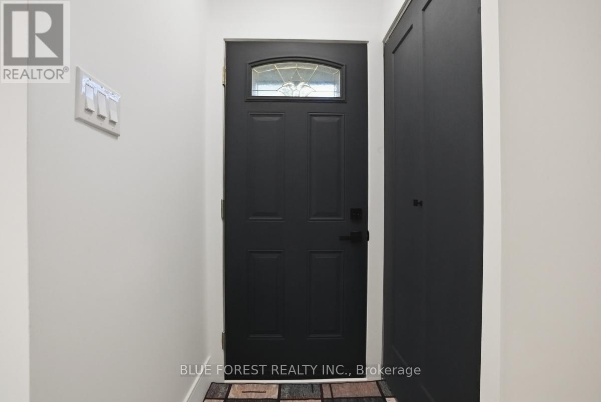 17 - 226 Highview Avenue W, London South, Ontario  N6J 4K1 - Photo 3 - X13477184