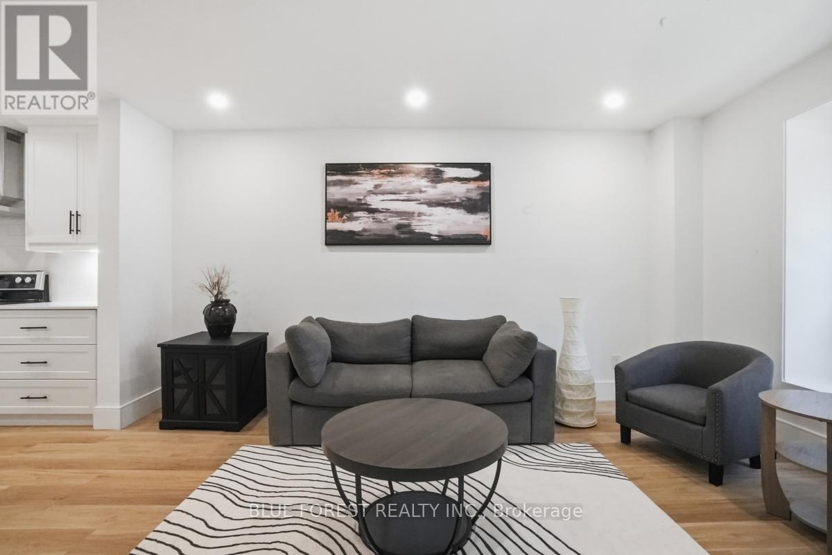 17 - 226 Highview Avenue W, London South, Ontario  N6J 4K1 - Photo 4 - X13477184
