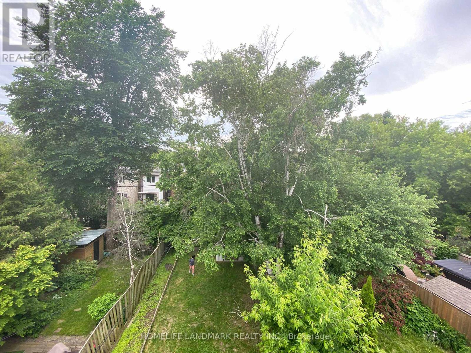 32 Elmer Avenue, Toronto, Ontario  M4L 3R7 - Photo 28 - E13477156