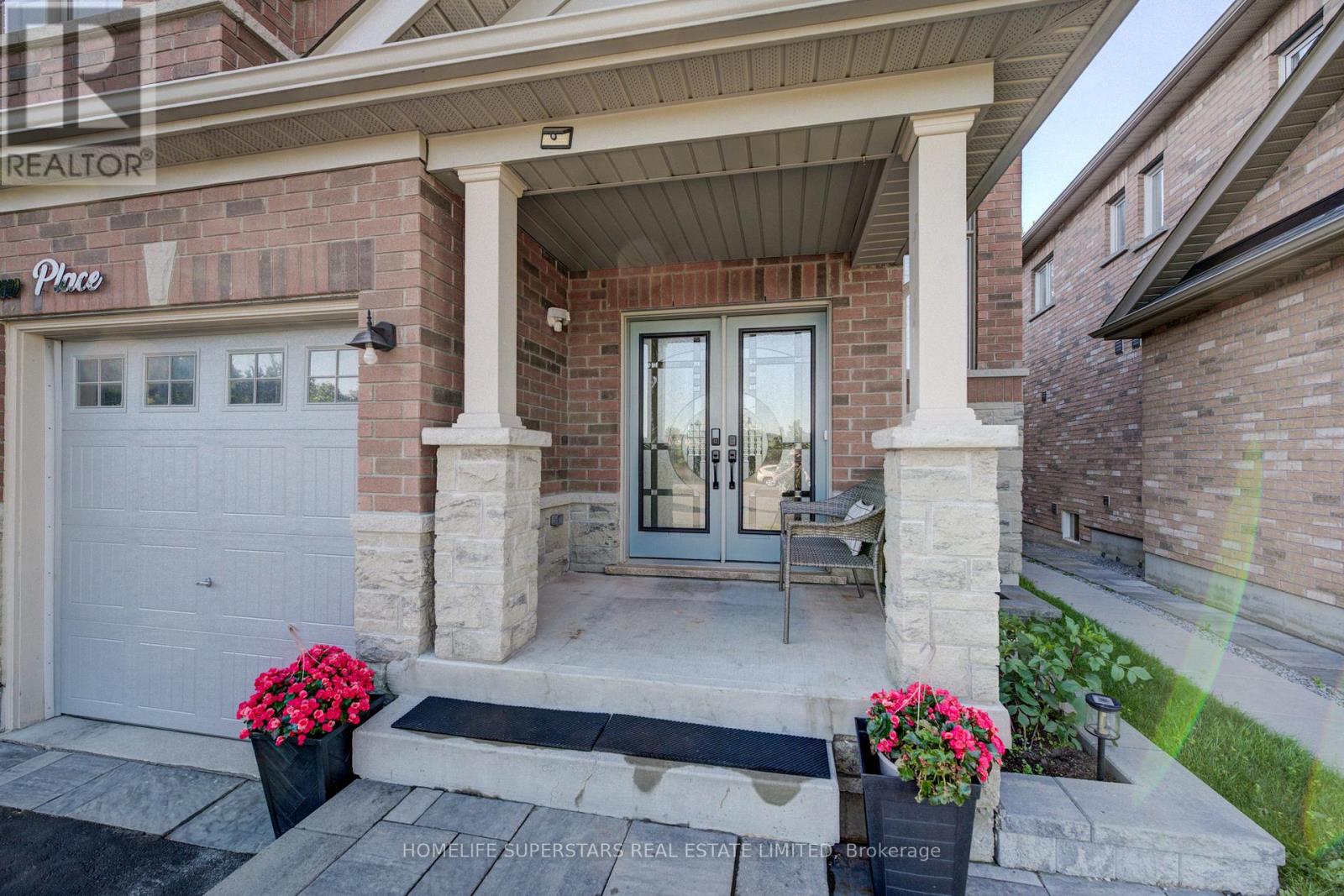 27 Upperview Place, Whitby, Ontario  L1R 0N4 - Photo 3 - E13477188