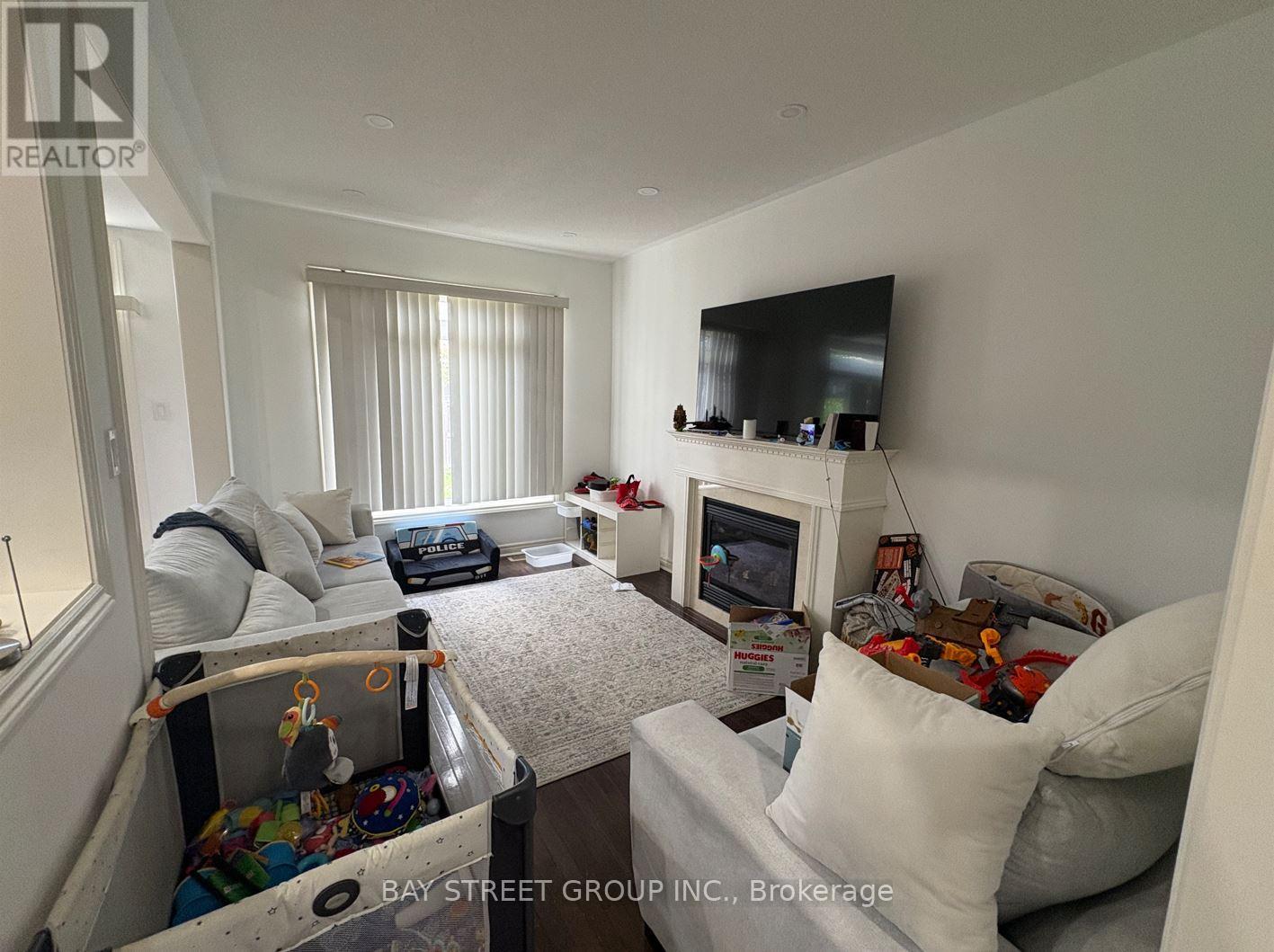 14 George Kirby Street, Vaughan, Ontario L6A 0K5 - Photo 3 - N13477164