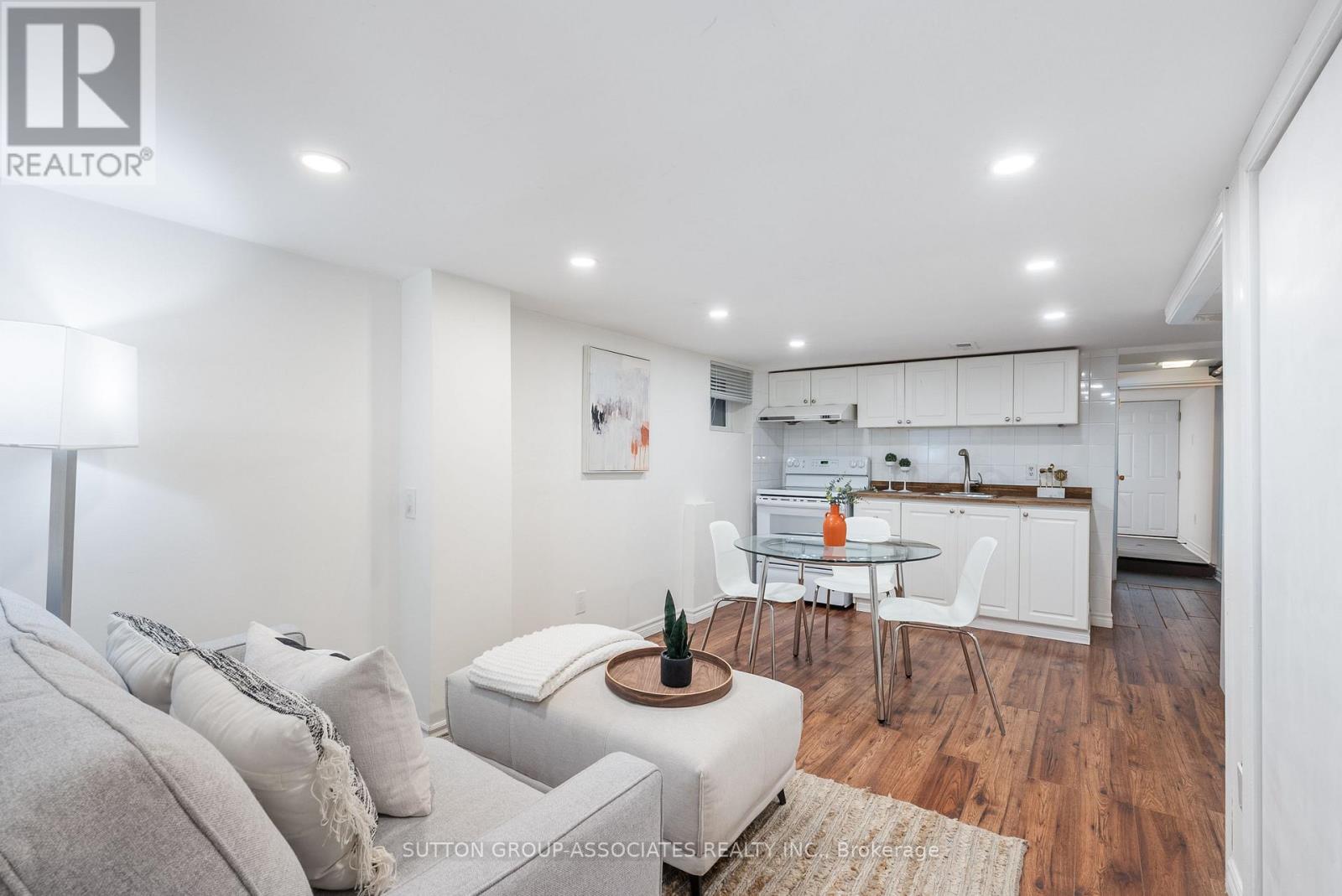 Bsmt - 10 Innes Avenue, Toronto, Ontario  M6E 1M8 - Photo 2 - W13477180