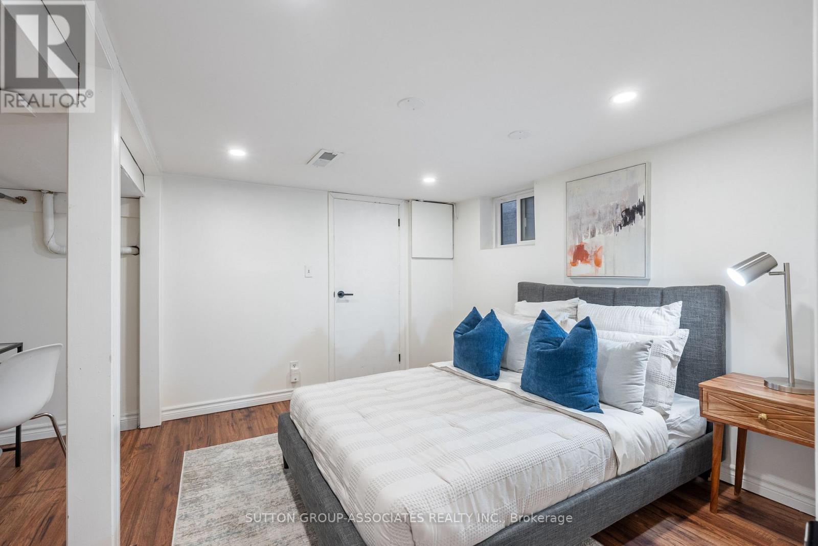 Bsmt - 10 Innes Avenue, Toronto, Ontario  M6E 1M8 - Photo 5 - W13477180