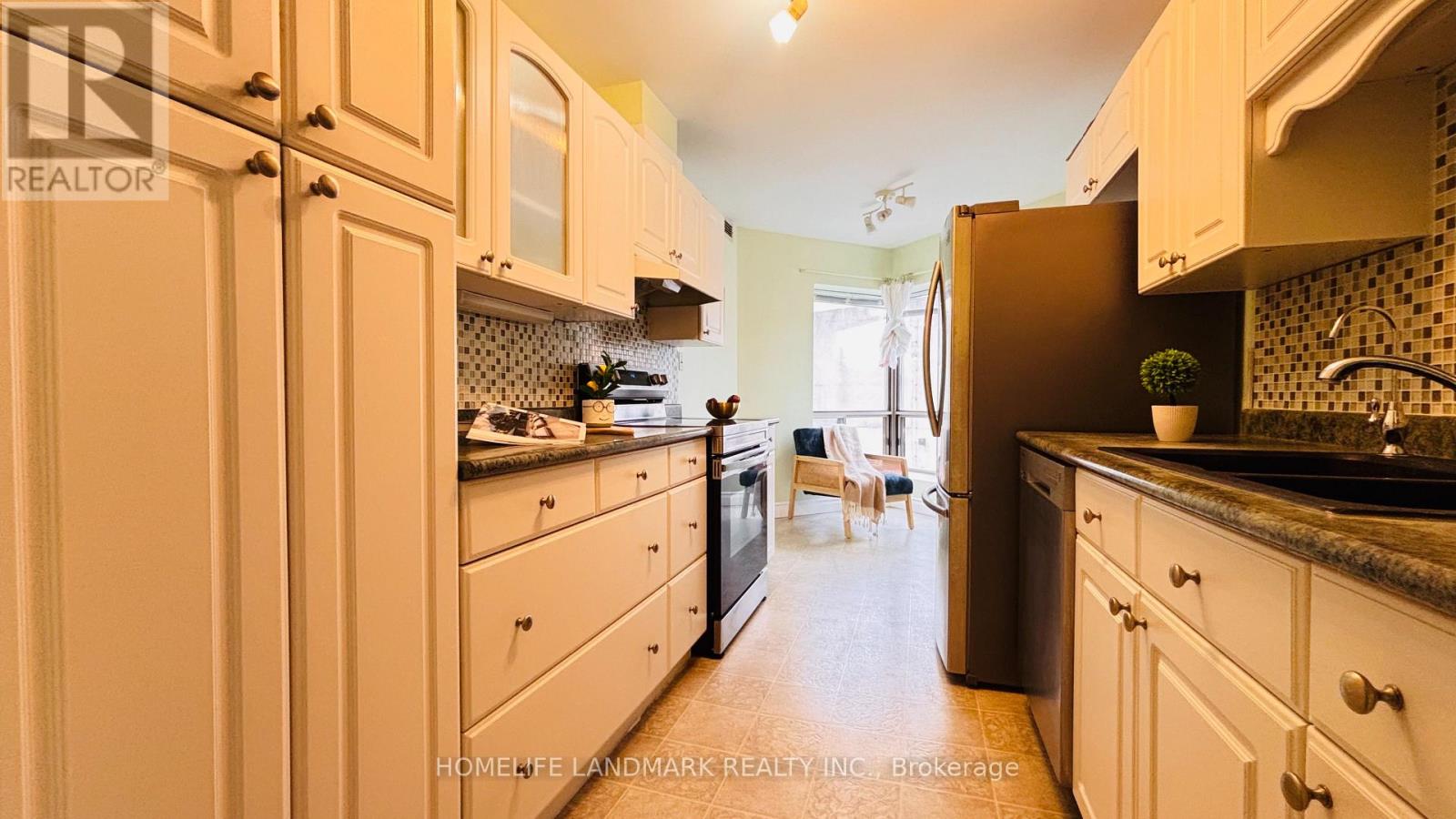 #207 - 300 Keats Way, Waterloo, Ontario N2L 6E6 - Photo 18 - X13477170