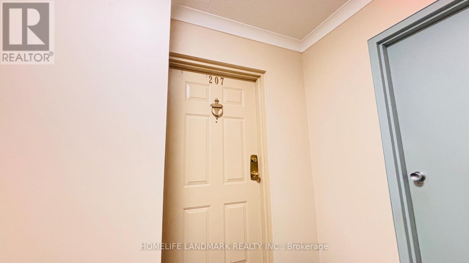 #207 - 300 Keats Way, Waterloo, Ontario N2L 6E6 - Photo 8 - X13477170