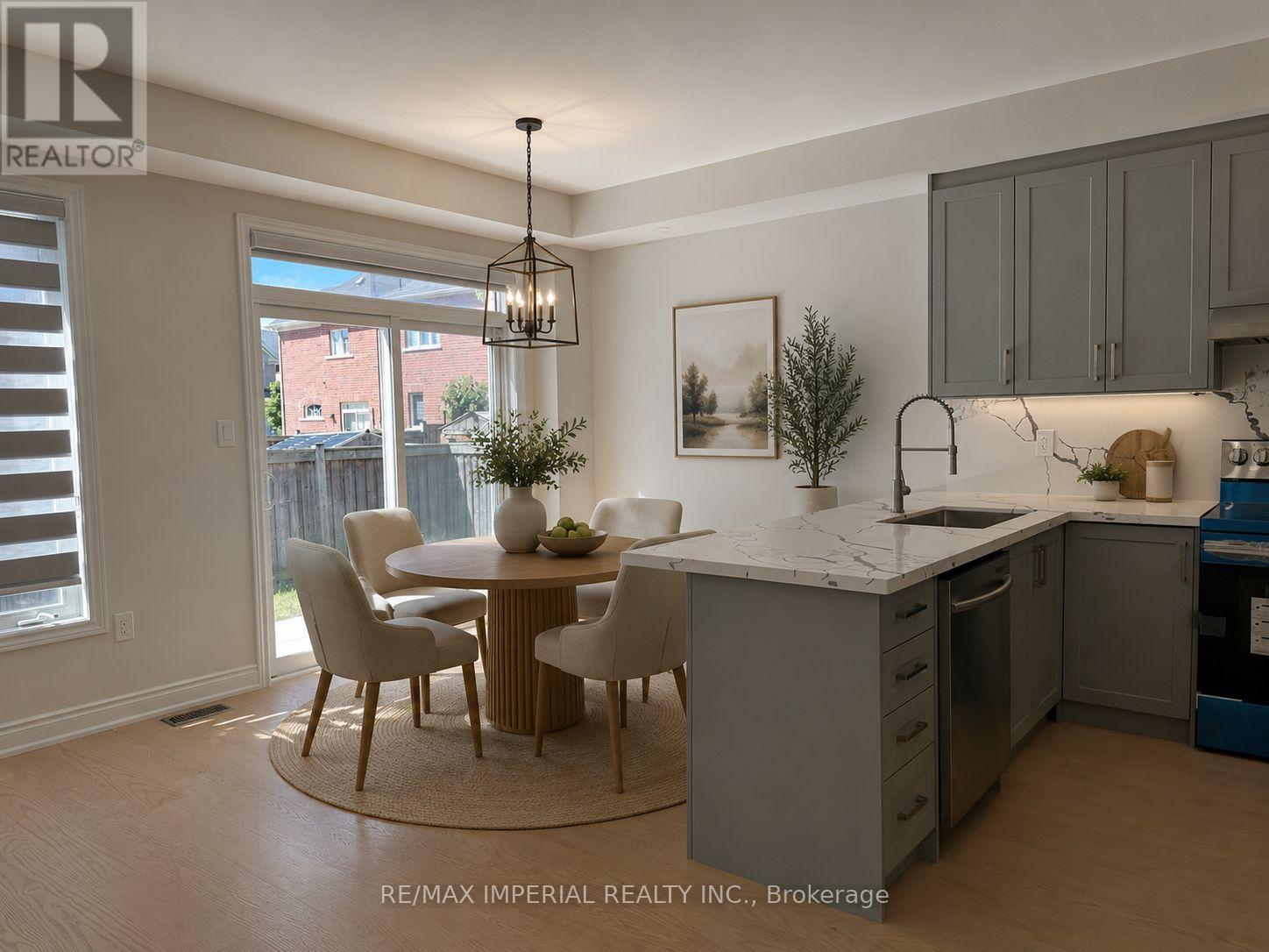 58 Betony Drive, Richmond Hill, Ontario  L4E 0V6 - Photo 4 - N13477054