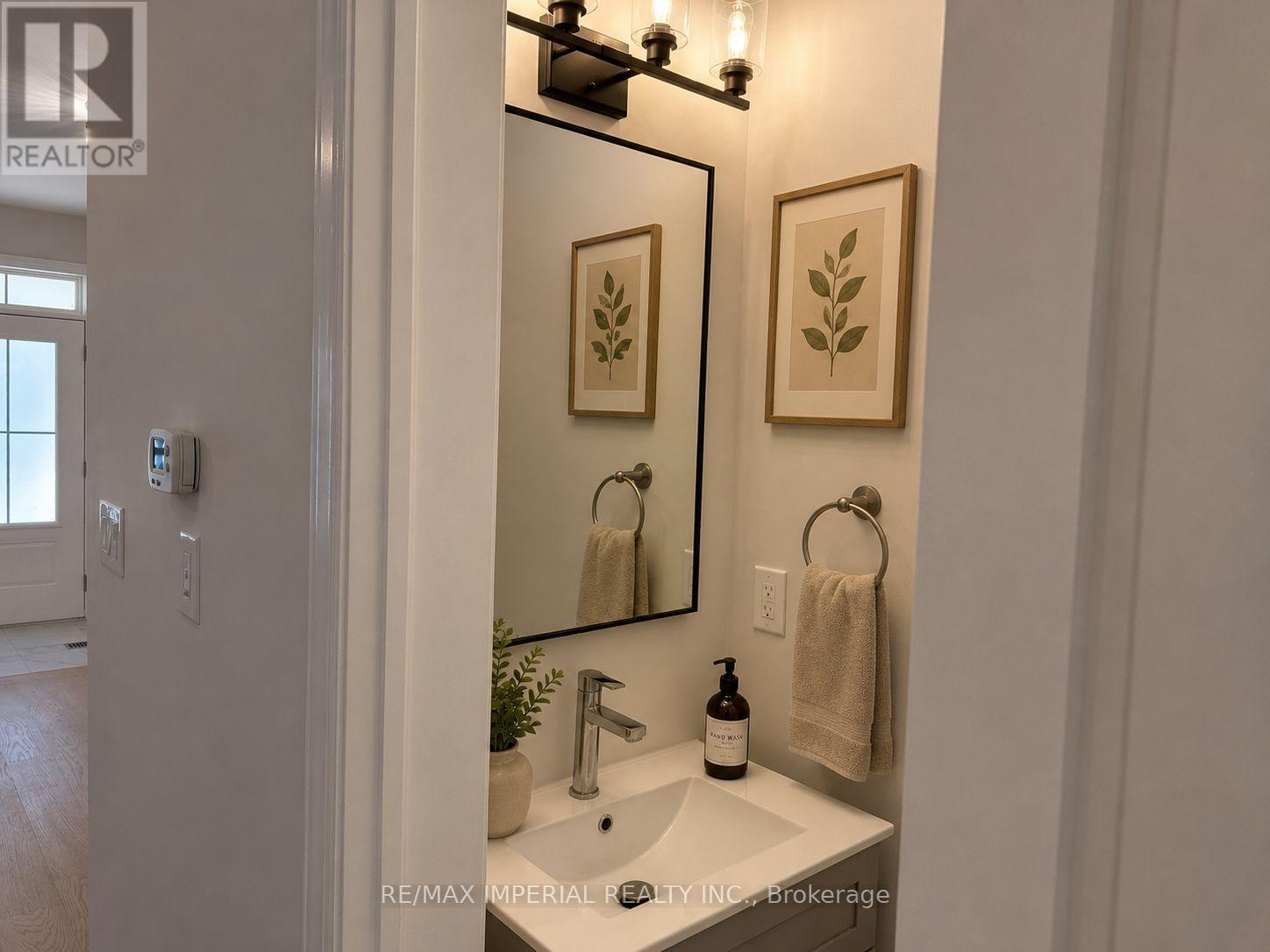 58 Betony Drive, Richmond Hill, Ontario  L4E 0V6 - Photo 6 - N13477054