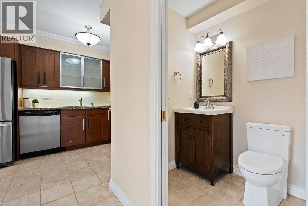 1 230 E Keith Road, North Vancouver, British Columbia V7L 1V5 - Photo 10 - R3138783