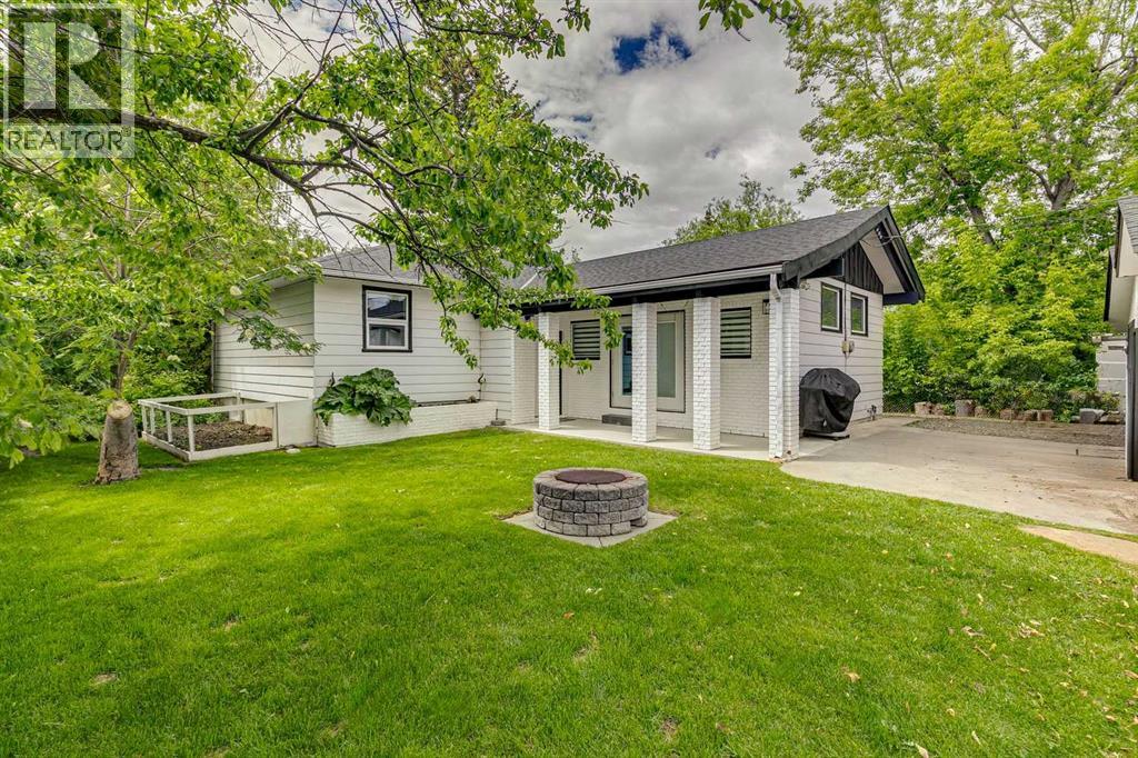 4024 Grove Hill Road Sw, Calgary, Alberta  T3E 4E6 - Photo 19 - A2320411