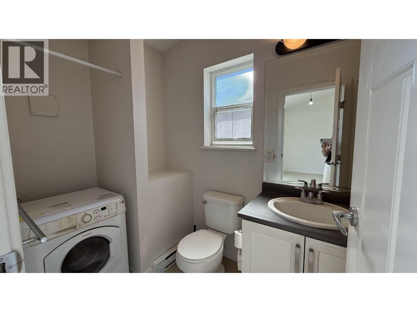Laneway 3430 Roxton Avenue, Coquitlam, British Columbia  V3E 3H7 - Photo 11 - R3138781