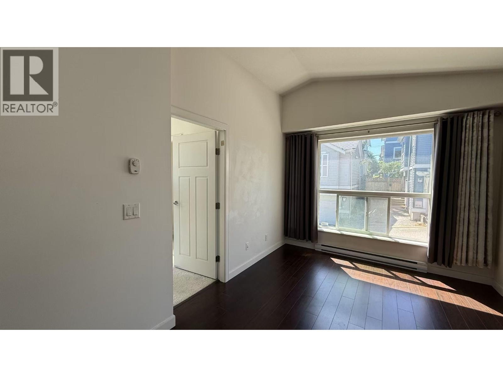 Laneway 3430 Roxton Avenue, Coquitlam, British Columbia  V3E 3H7 - Photo 2 - R3138781