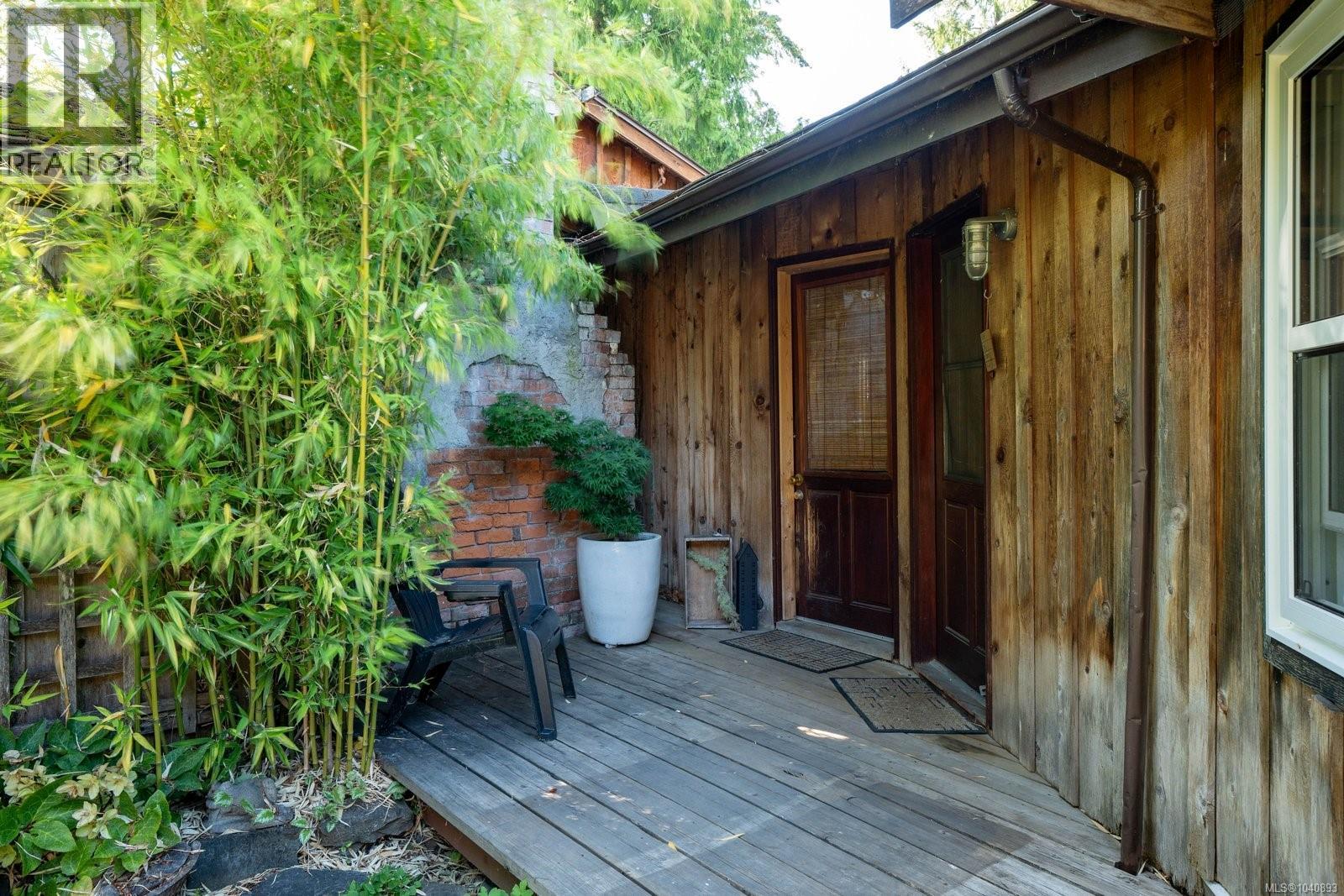 10301 West Saanich Rd, North Saanich, British Columbia  V8L 5T8 - Photo 26 - 1040893