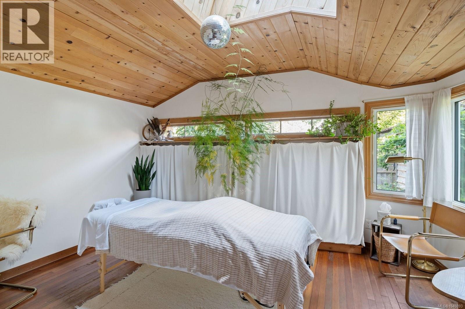 10301 West Saanich Rd, North Saanich, British Columbia  V8L 5T8 - Photo 27 - 1040893