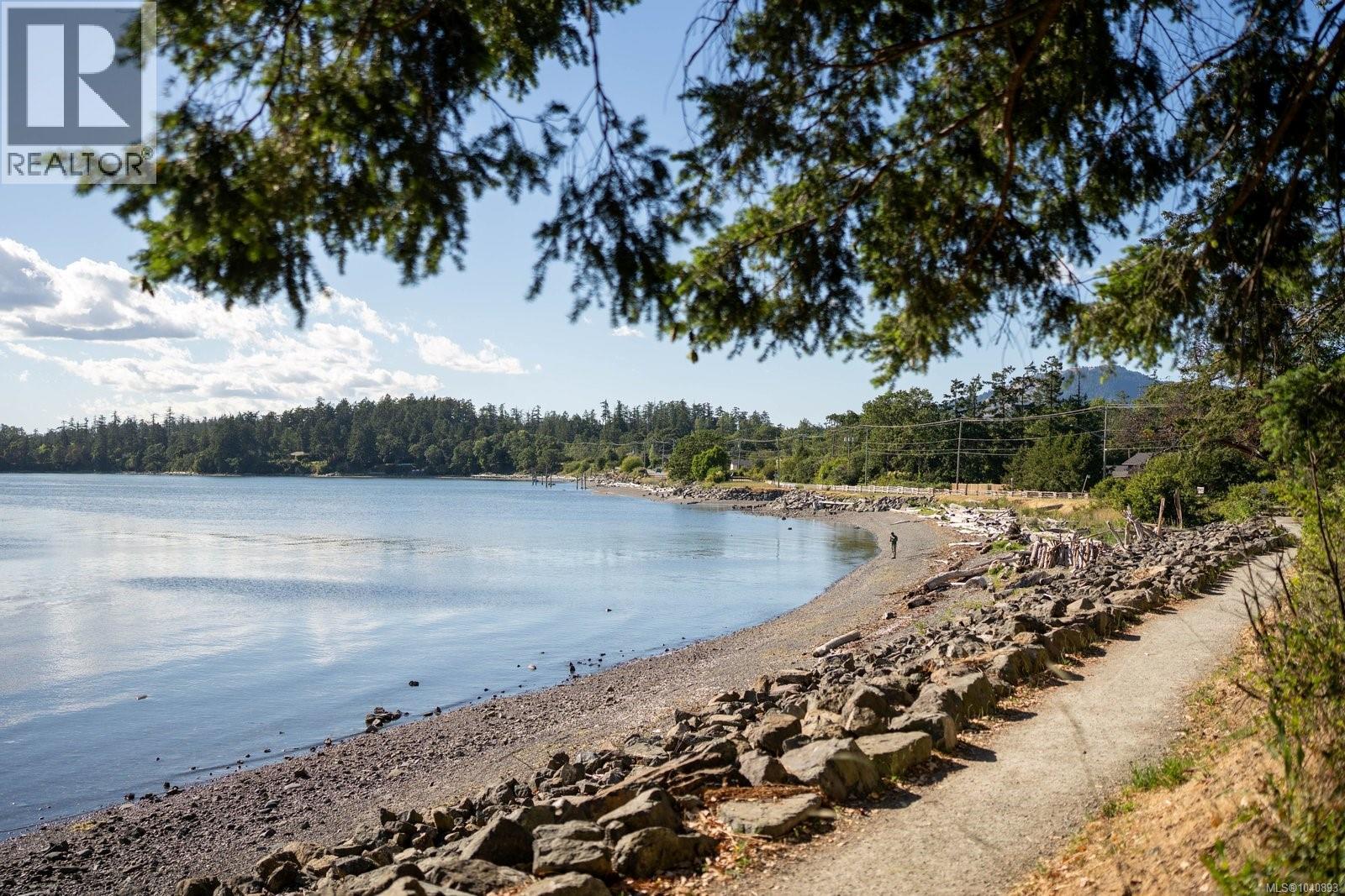 10301 West Saanich Rd, North Saanich, British Columbia  V8L 5T8 - Photo 41 - 1040893