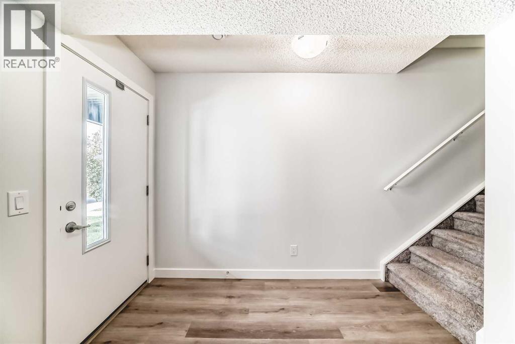 32 Evanscrest Park NW, Calgary, Alberta  T3P 1R3 - Photo 5 - A2319664