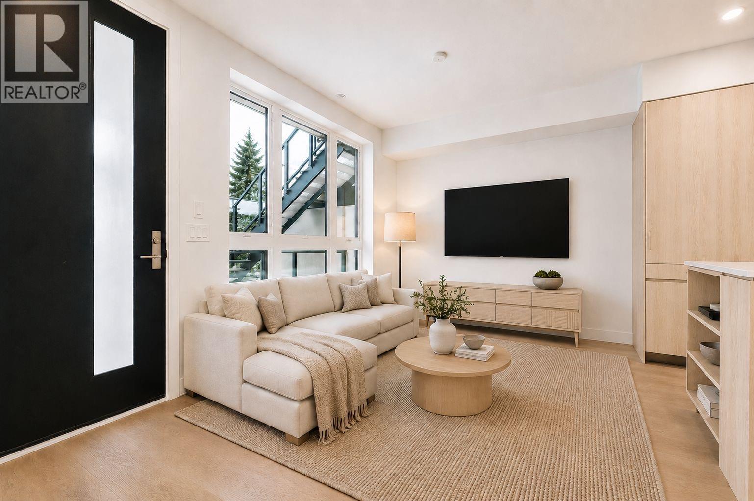 122 578 W 24 AVENUE, Vancouver, British Columbia