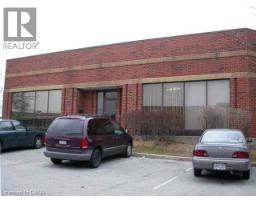 5845 KENNEDY Road, Mississauga, Ontario