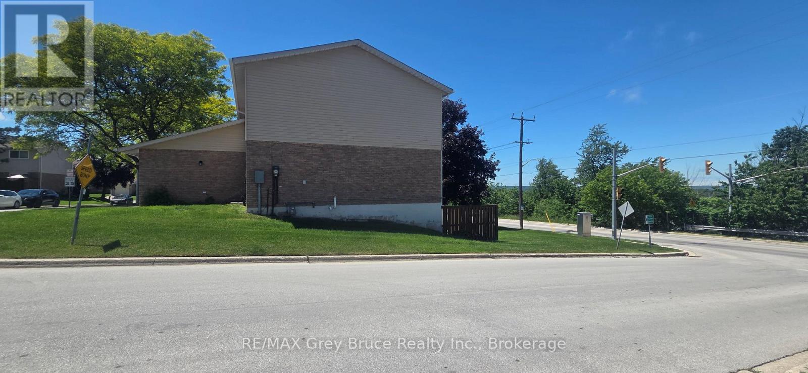 60 - 60 Lila Road, Owen Sound, Ontario  N4K 6C2 - Photo 3 - X12683196