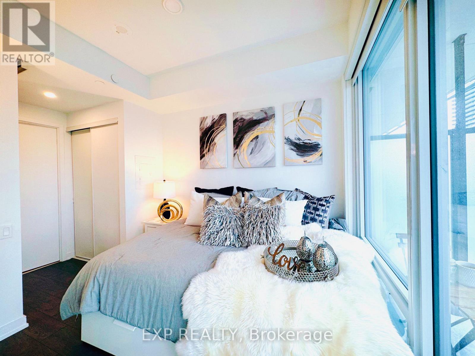 2810 - 3 Gloucester Street, Toronto, Ontario  M4Y 0C6 - Photo 6 - C13477214