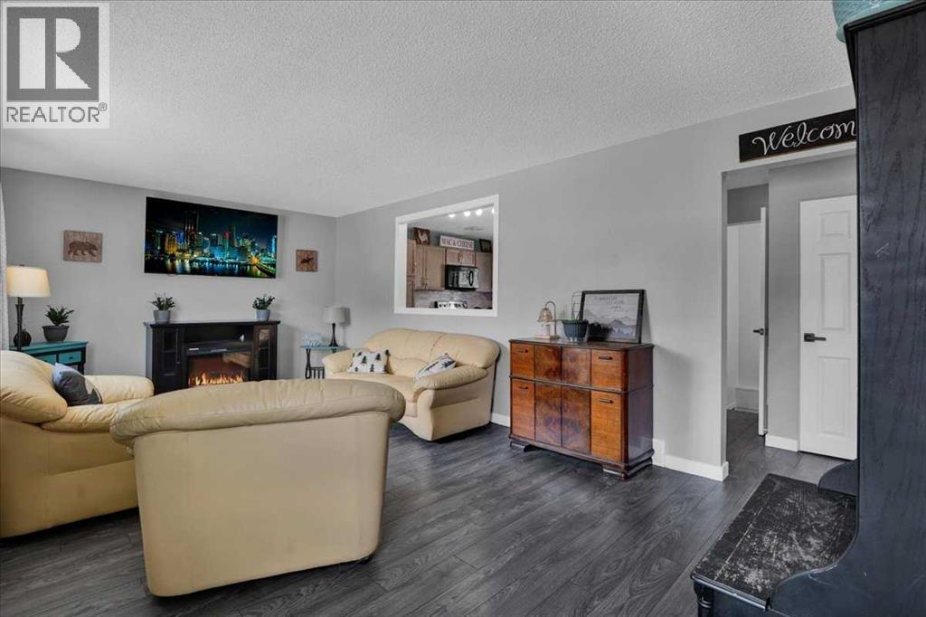 401 15 Street E, Drumheller, Alberta  T0J 0Y5 - Photo 10 - A2323015