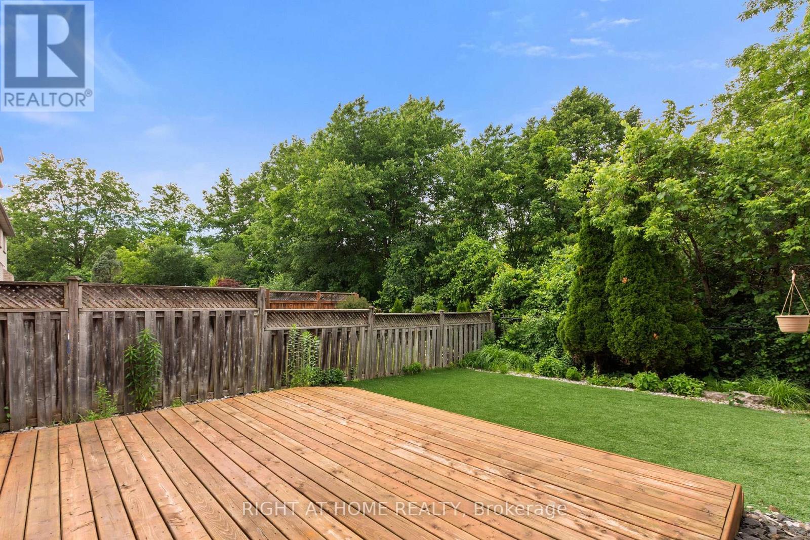 1811 Creek Way, Burlington, Ontario  L7L 6R1 - Photo 43 - W13477236