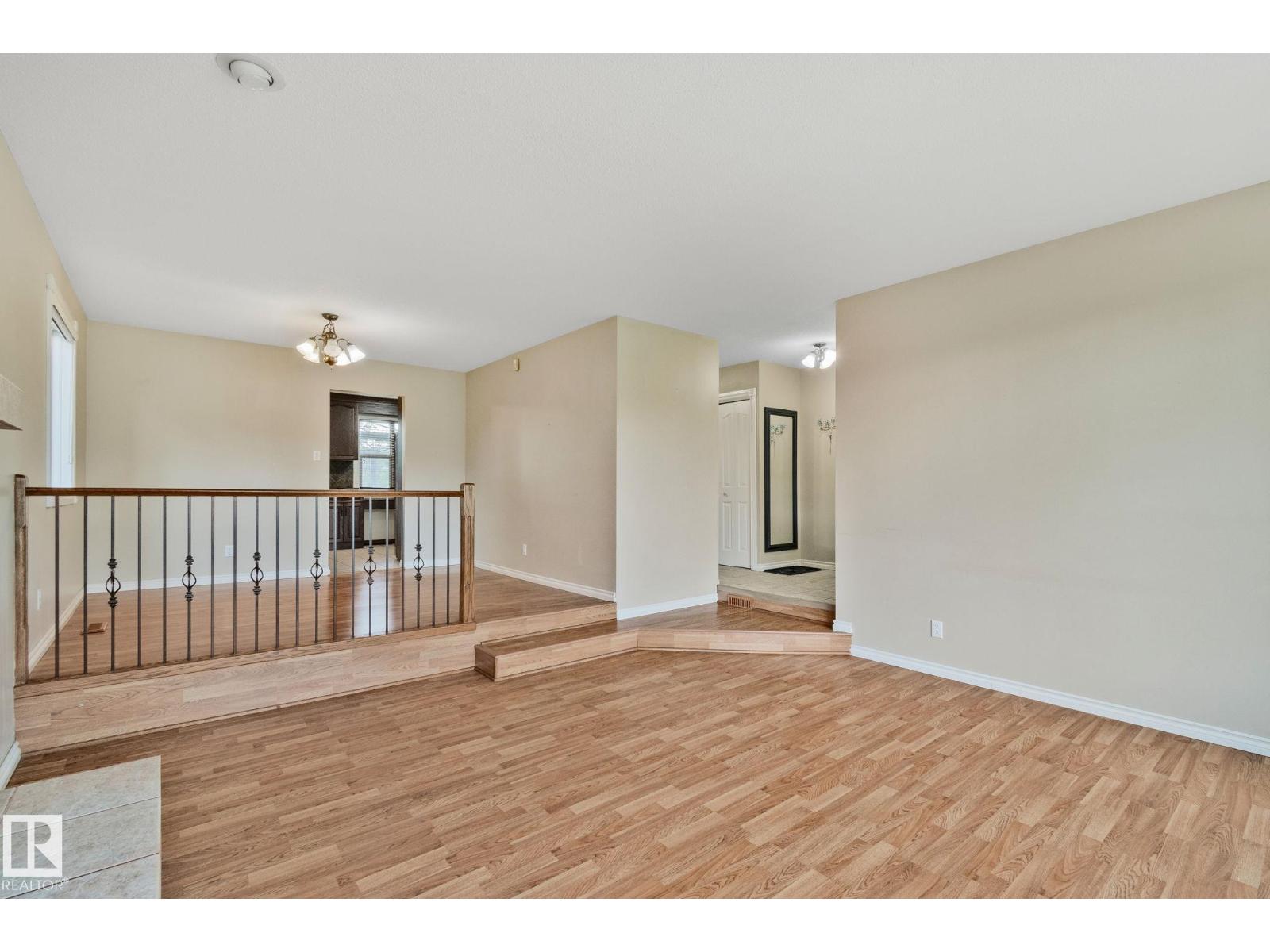 18605 86a Av NW, Edmonton, Alberta  T5T 1J5 - Photo 7 - E4494796