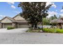 4520 GALLAGHERS Lookout Unit# 2, Kelowna, BC V1W 3Z8
