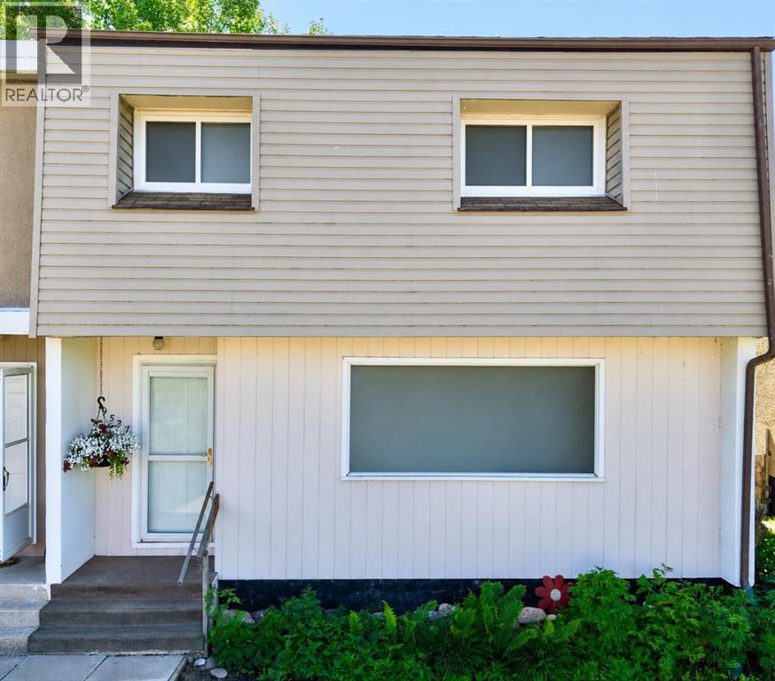 9527 89 Avenue, peace river, Alberta