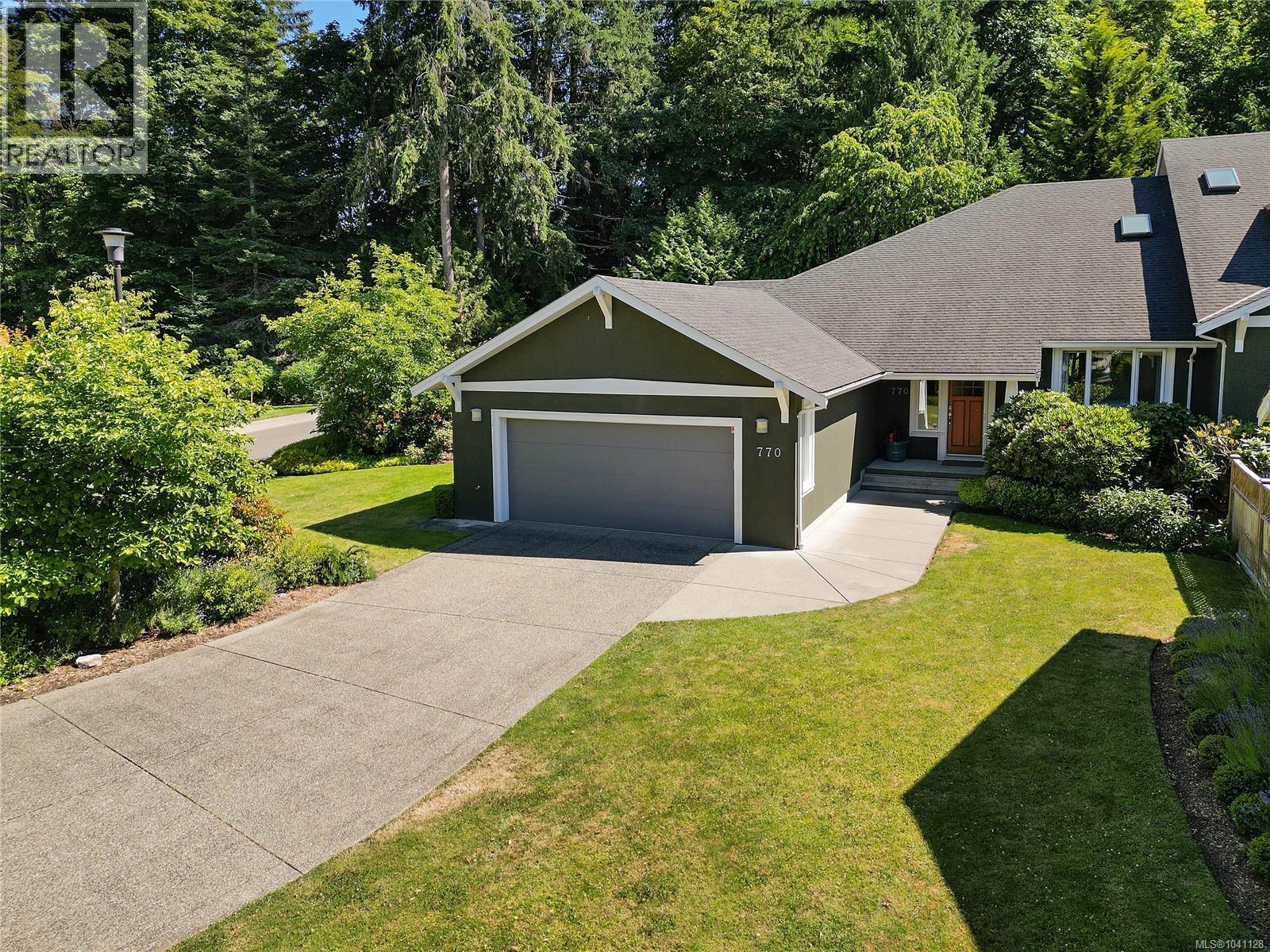 770 Hill Rise Lane, Saanich, British Columbia  V8Y 3K2 - Photo 84 - 1041128