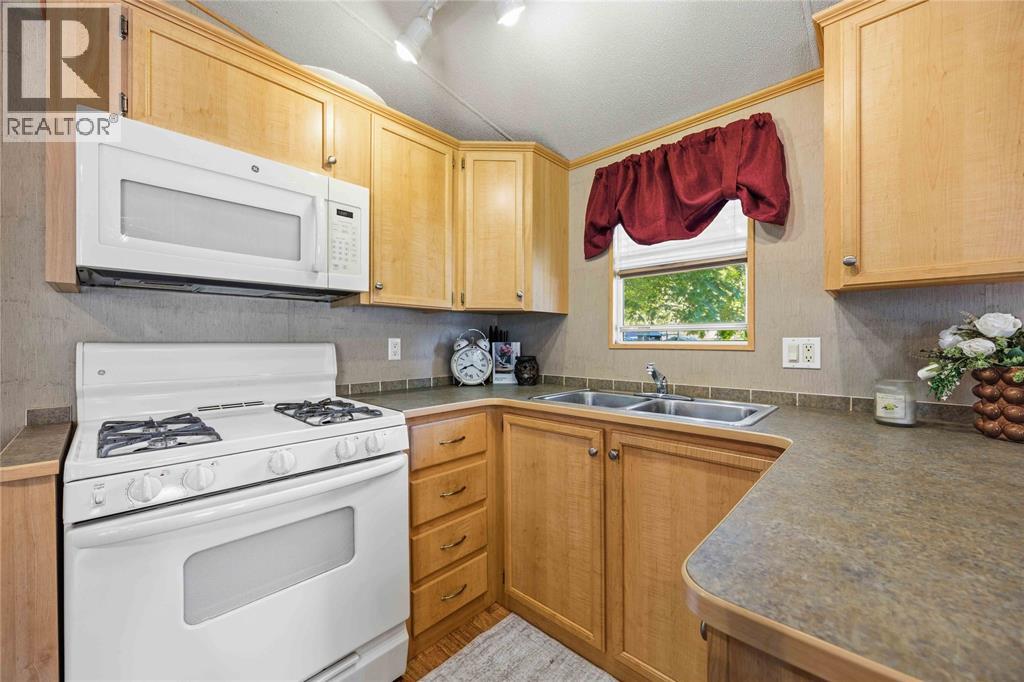 9338 Ipperwash Road West Unit# #B14, Lambton Shores photo 11