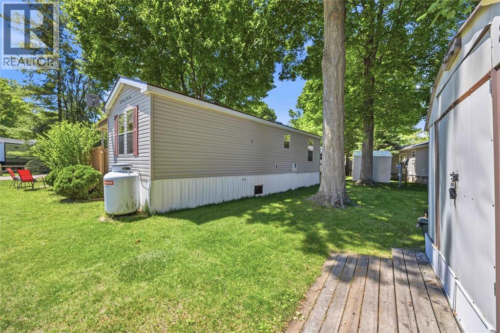 9338 Ipperwash Road West Unit# #B14, Lambton Shores photo 21