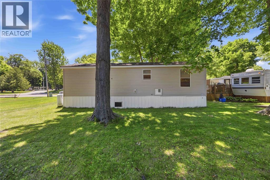 9338 Ipperwash Road West Unit# #B14, Lambton Shores photo 22