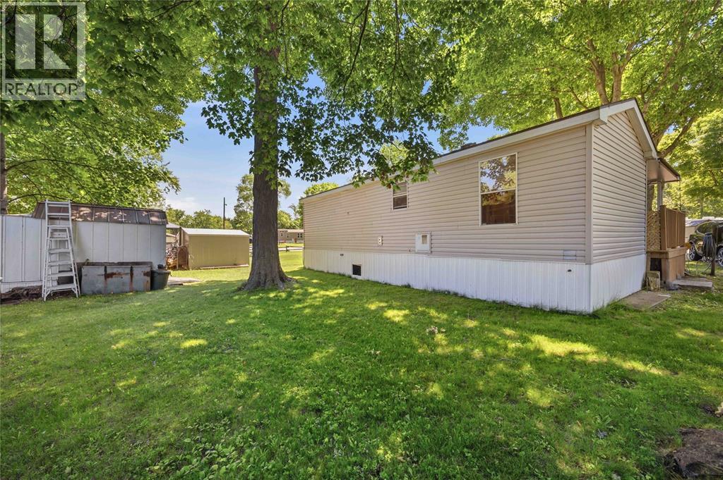 9338 Ipperwash Road West Unit# #B14, Lambton Shores photo 23