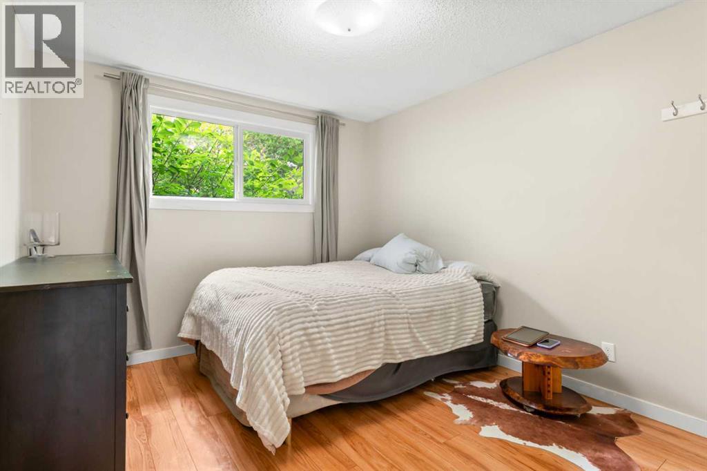2530 16a Street Nw, Calgary, Alberta  T2M 3R4 - Photo 12 - A2319550