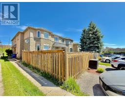 569 WALPOLE CRESCENT, Newmarket, Ontario