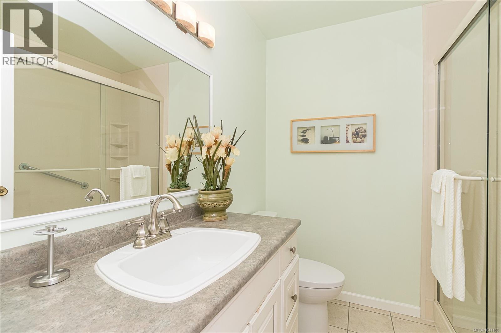 1 4391 Torquay Dr, Saanich, British Columbia V8N 3L3 - Photo 17 - 1041150