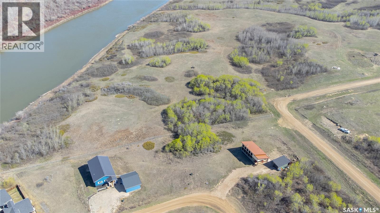348 Laurier Crescent, Laird Rm No. 404, Saskatchewan  S0K 2L0 - Photo 3 - SK040350