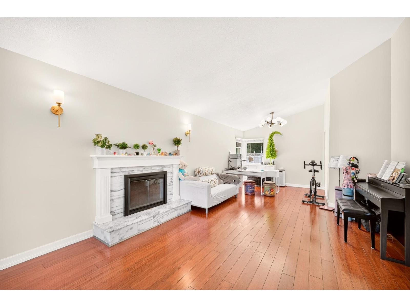 8960 157 Street, Surrey, British Columbia  V4N 2Y5 - Photo 5 - R3138708